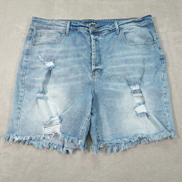 Fashion Nova Womens Blue Denim Shorts Distressed 5 Pockets Zip Size 3XL - Picture 1 of 11